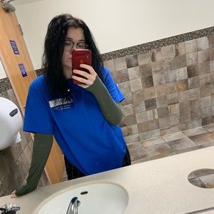 Meet your Posher, Annalise